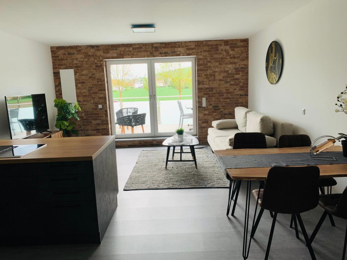 2 Zimmer Im Loft Style Ueber 2 Etagen Kelheim Buitenkant foto